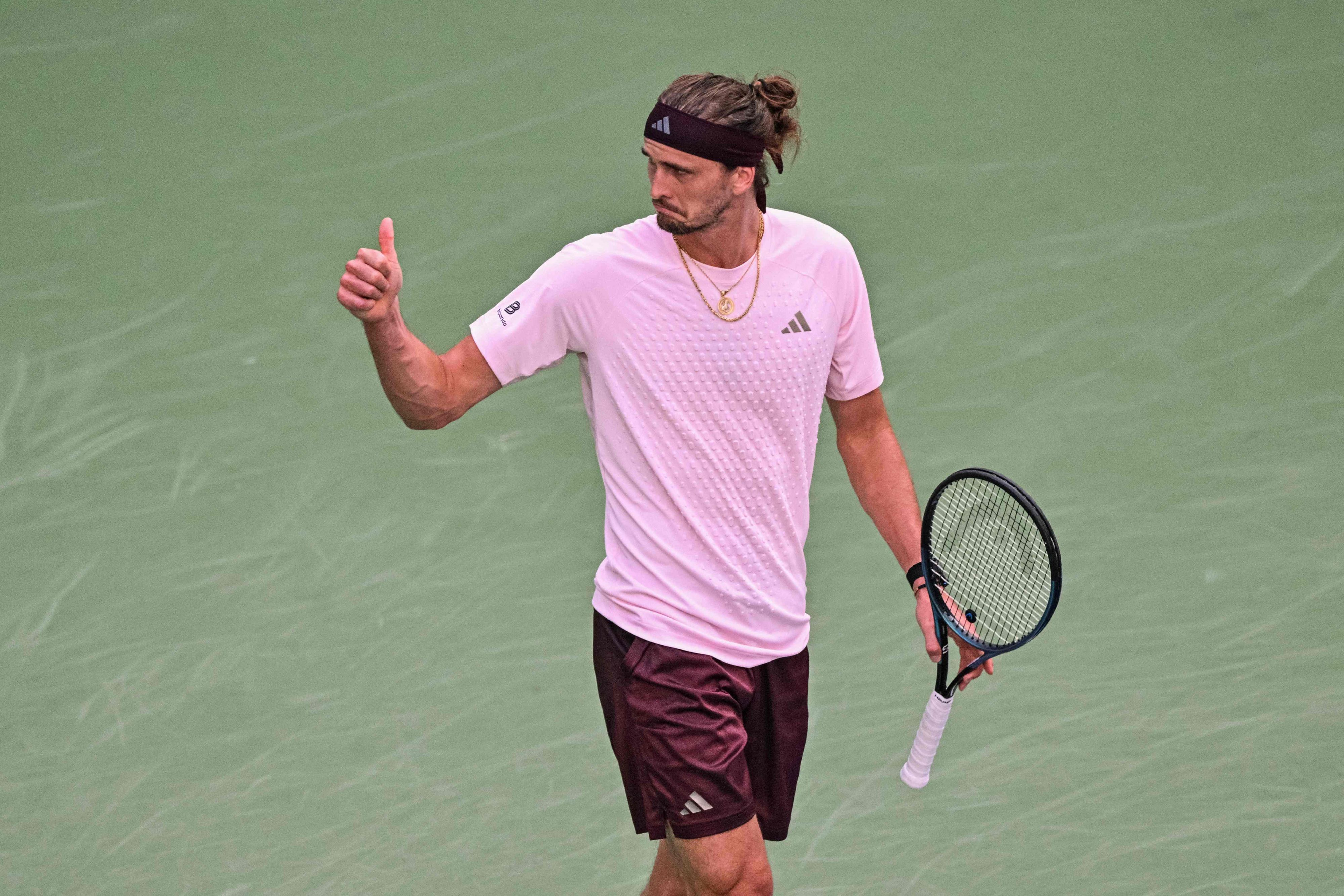 Daumen hoch bei Alexander Zverev.