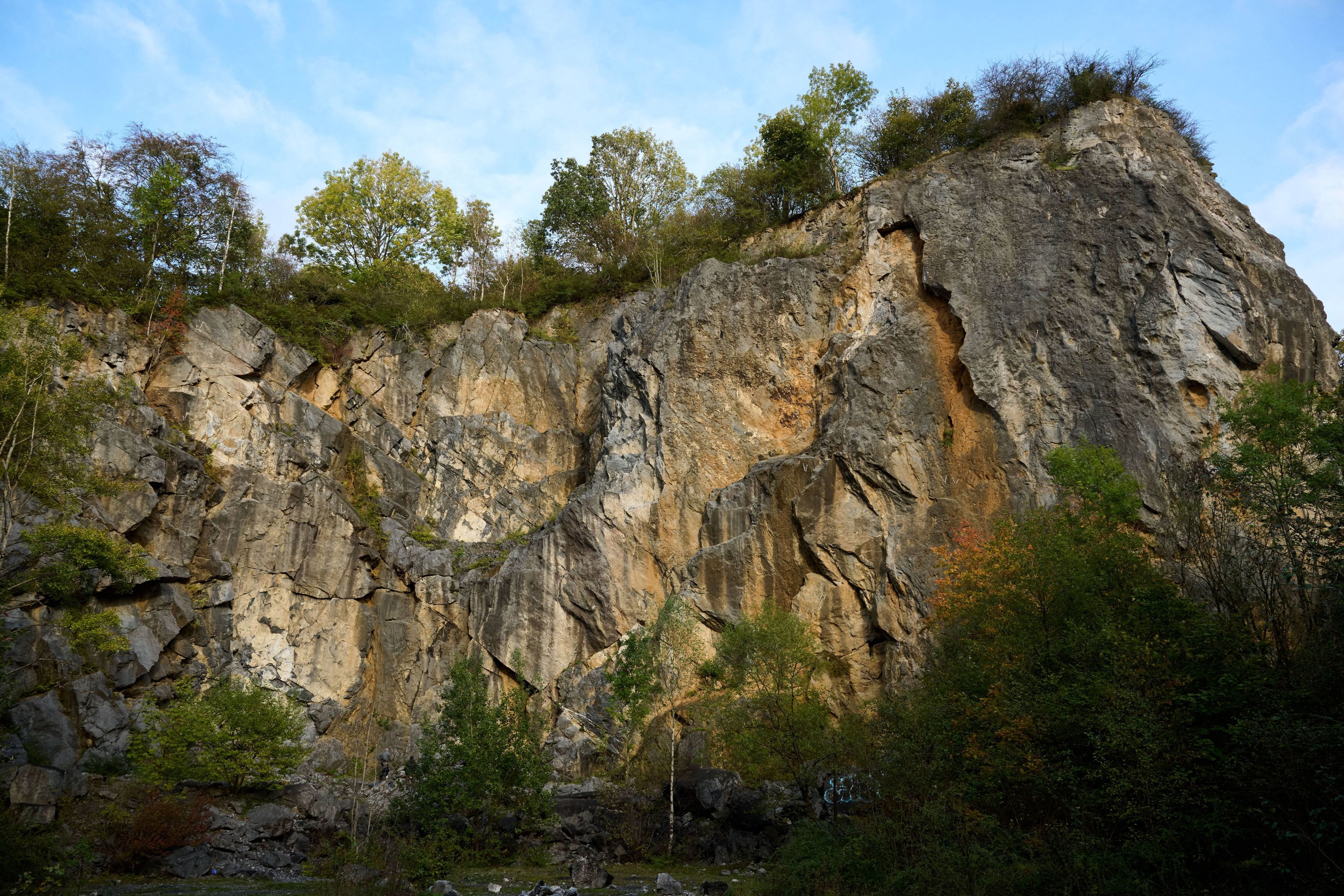 Die Felswand im Klettergebiet Hillenberg. Hier passierte das Unglück.