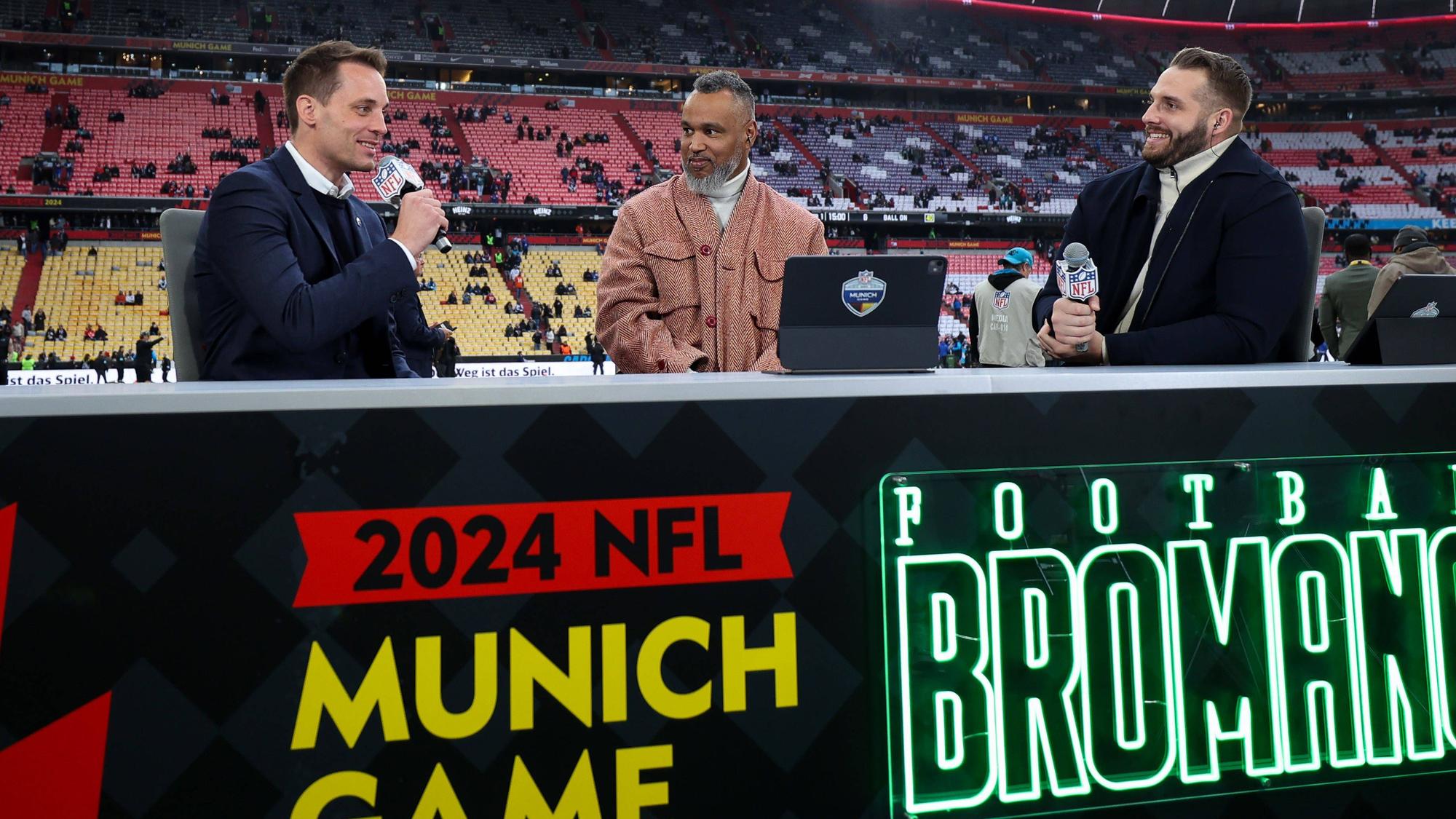 Alexander Steinforth, Patrick Esume und Björn Werner im Stadion