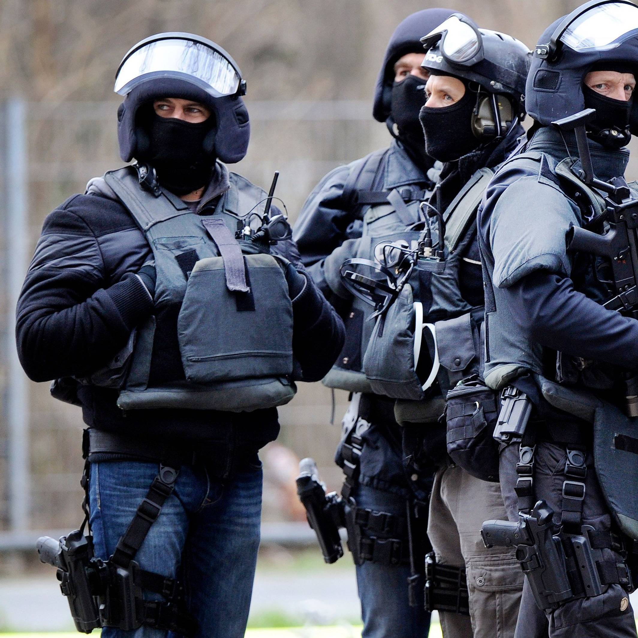 Spezialkräfte haben in einem Einfamilienhaus in Meckenheim bei Bonn einen 48-Jährigen überwältigt. (Symbolbild)
