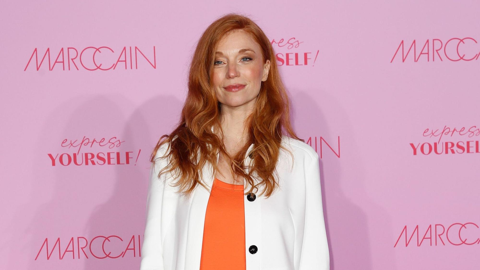Die Schauspielerin Marleen Lohse kommt im Wintergarten Varieté zur Show des Labels Marc Cain.