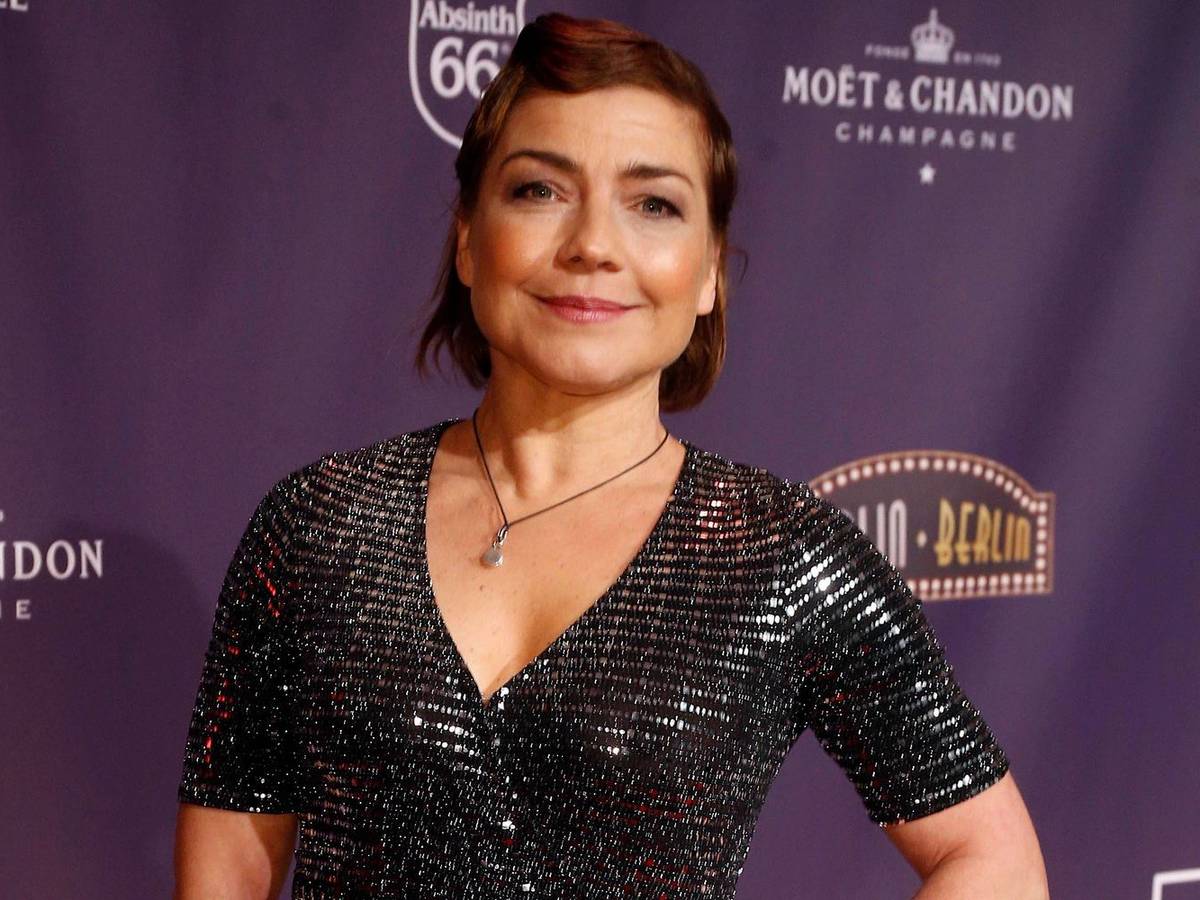 Einen Tag vor ihrem 60. Geburtstag hat Schauspielerin Claudia Schmutzler sich selbst geheiratet. (Bild: IMAGO / Berlinfoto)