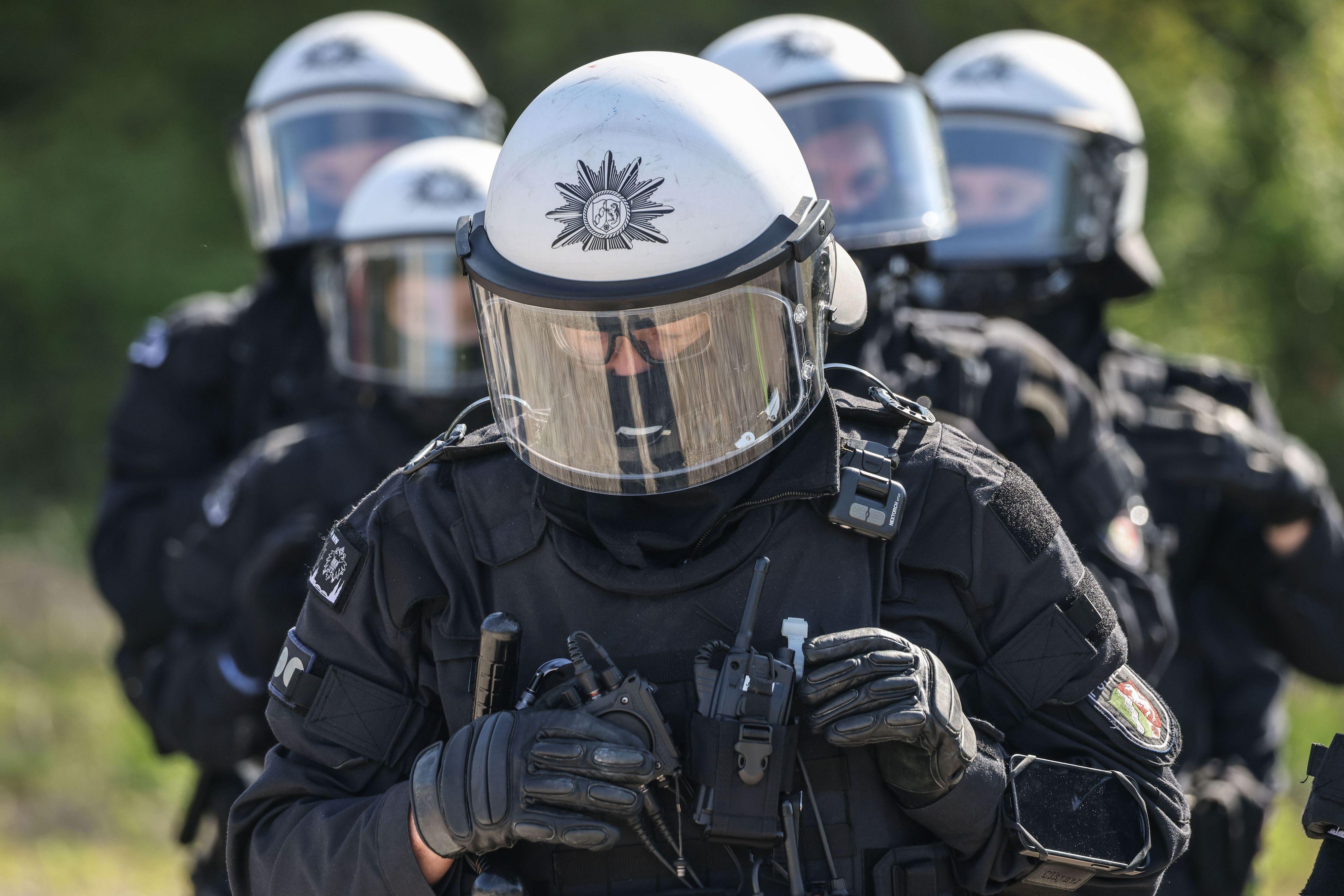 Lage noch unklar: Amokalarm an Gesamtschule in NRW ausgelöst | Express