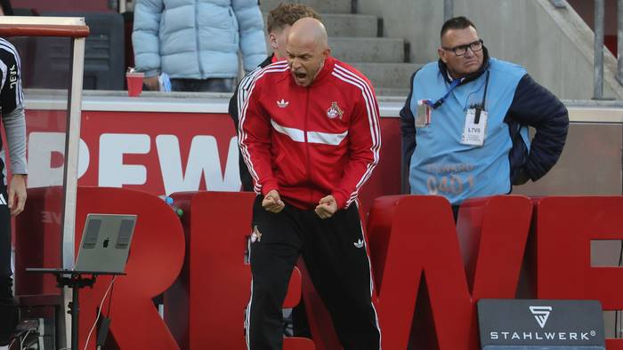 Rene Wagner jubelt gegen Mönchengladbach.