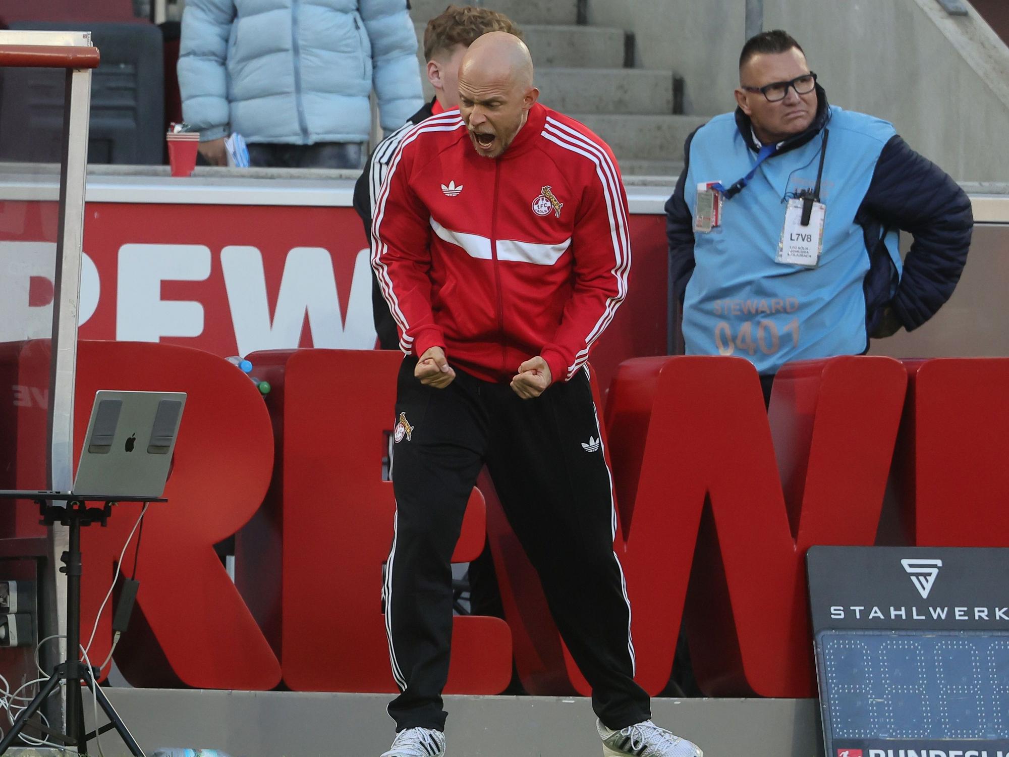 Rene Wagner jubelt gegen Mönchengladbach.