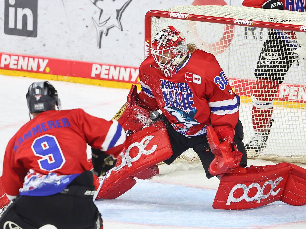 Mirko Pantkowski als Goalie der Kölner Haie.