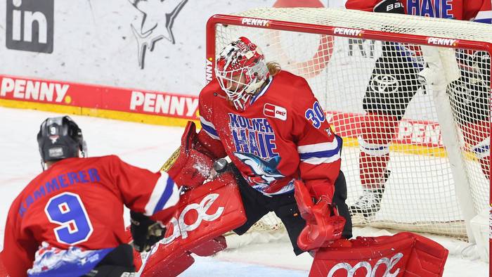 Mirko Pantkowski als Goalie der Kölner Haie.