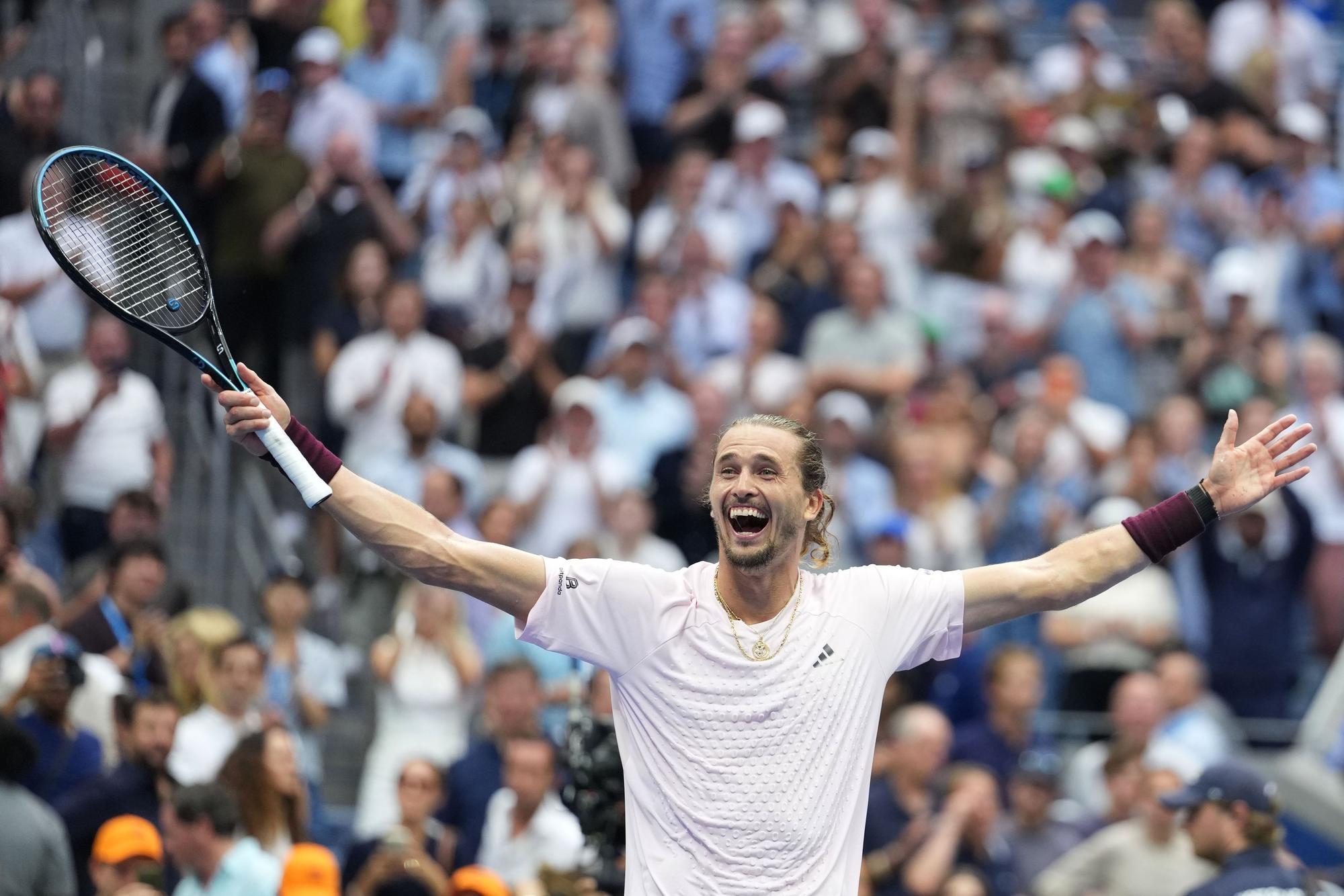 ARCHIV - 13.09.2026, USA, New York: Tennis: Grand Slam/ATP-Tour - US Open, Einzel, Männer, Finale, Zverev (Deutschland) - Shelton (USA). Alexander Zverev jubelt über seinen Sieg.
Deutschlands bester Tennisspieler: Alexander Zverev (zu dpa: «Sinner beendet Saison: Zverevs Riesenchance auf Nummer 1») Foto: Kirsty Wigglesworth/AP/dpa +++ dpa-Bildfunk +++