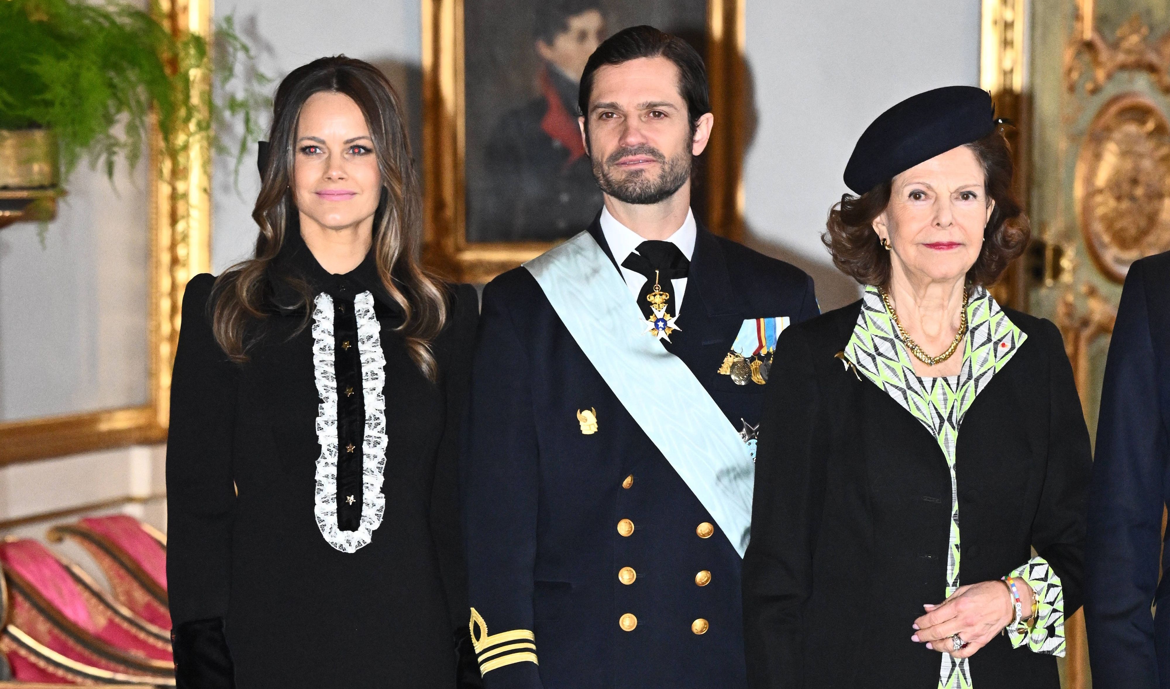 Prinzessin Sofia, Prinz Carl Philip und Königin Silvia empfangen den französischen Präsidenten Emmanuel Macron und dessen Ehefrau Brigitte im Rahmen ihres zweitägigen Staatsbesuchs in Schweden.