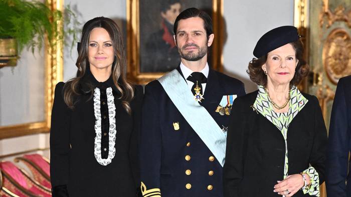 Prinzessin Sofia, Prinz Carl Philip und Königin Silvia empfangen den französischen Präsidenten Emmanuel Macron und dessen Ehefrau Brigitte im Rahmen ihres zweitägigen Staatsbesuchs in Schweden.