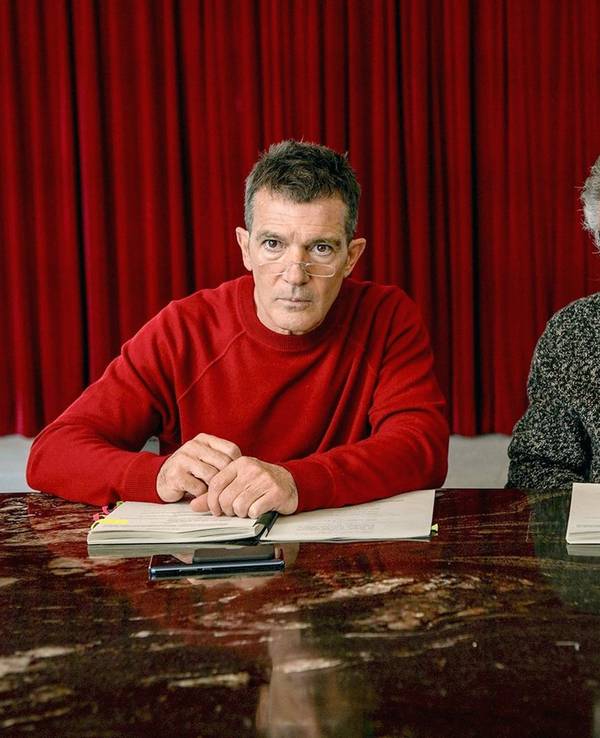 Félix (Antonio Banderas, links) und Iván (Oscar Martínez) sollen gemeinsam den „besten Film aller Zeiten“ drehen. Was mit einem großen Traum beginnt, endet im Desaster. (Bild: Studiocanal)