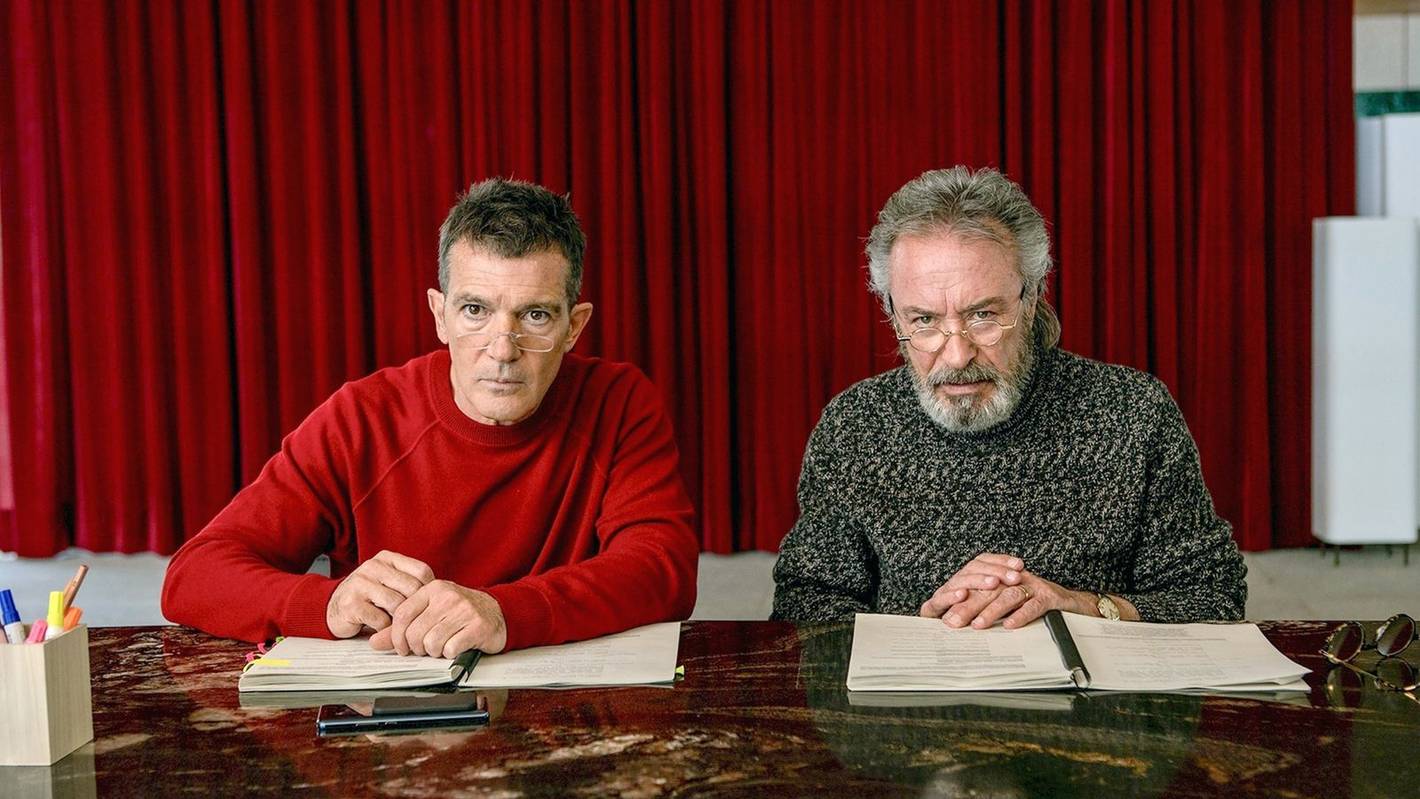 Félix (Antonio Banderas, links) und Iván (Oscar Martínez) sollen gemeinsam den „besten Film aller Zeiten“ drehen. Was mit einem großen Traum beginnt, endet im Desaster. (Bild: Studiocanal)