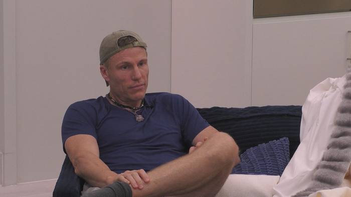 Ex-Bayern-Profi Christian Lell spricht bei „Promi Big Brother“ über seine tiefe Krise. (Bild: Joyn)