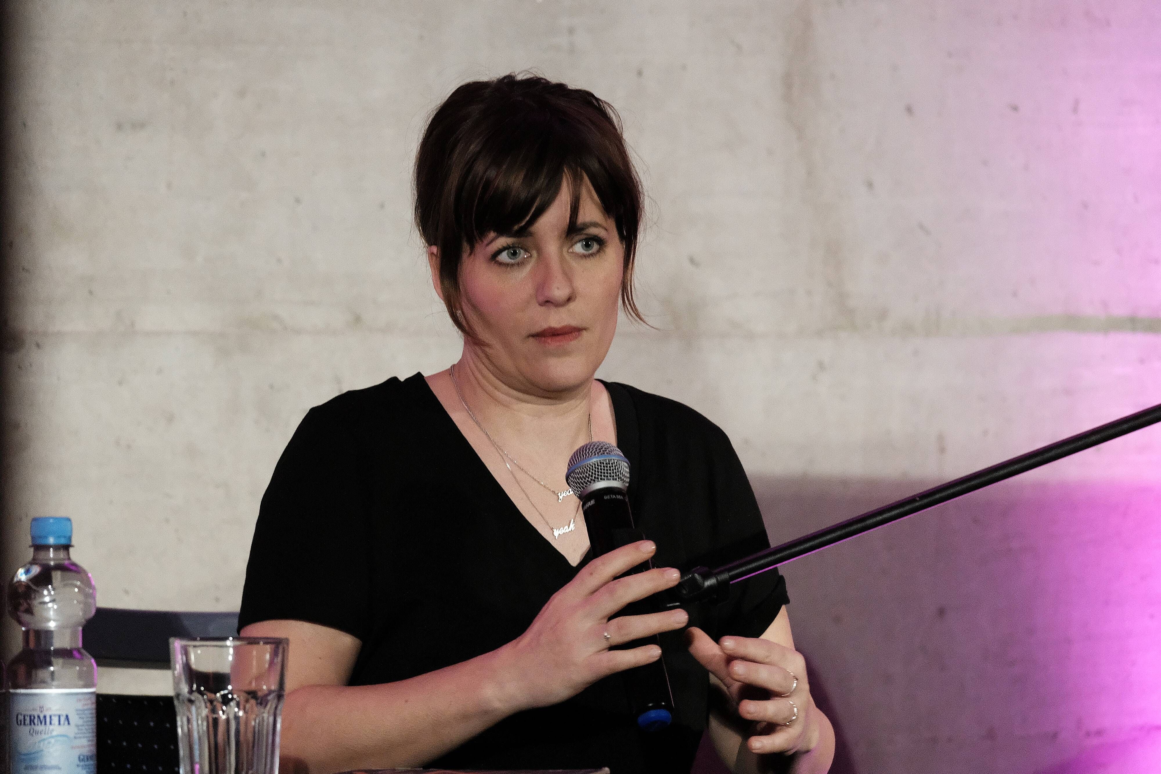 Sarah Kuttner bei einer Lesung.