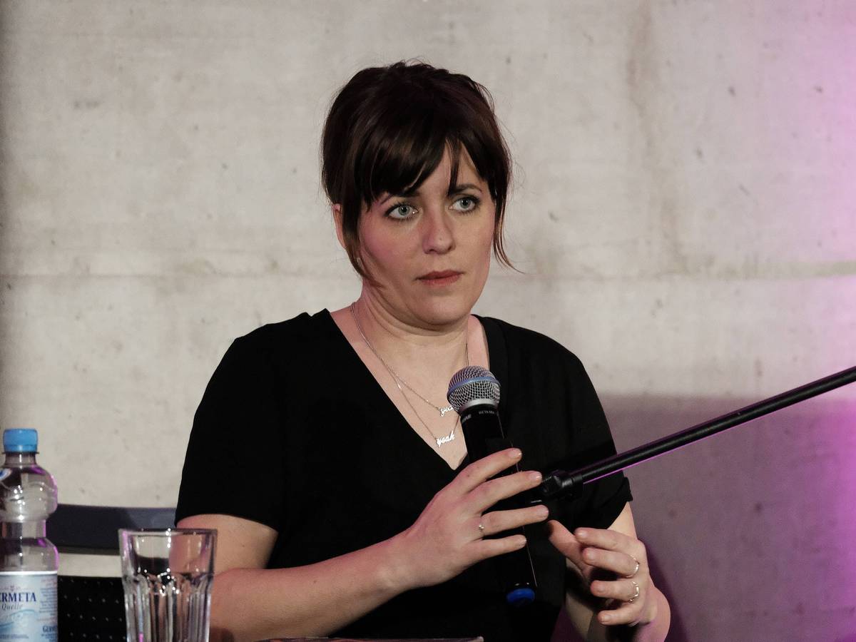 Sarah Kuttner bei einer Lesung.