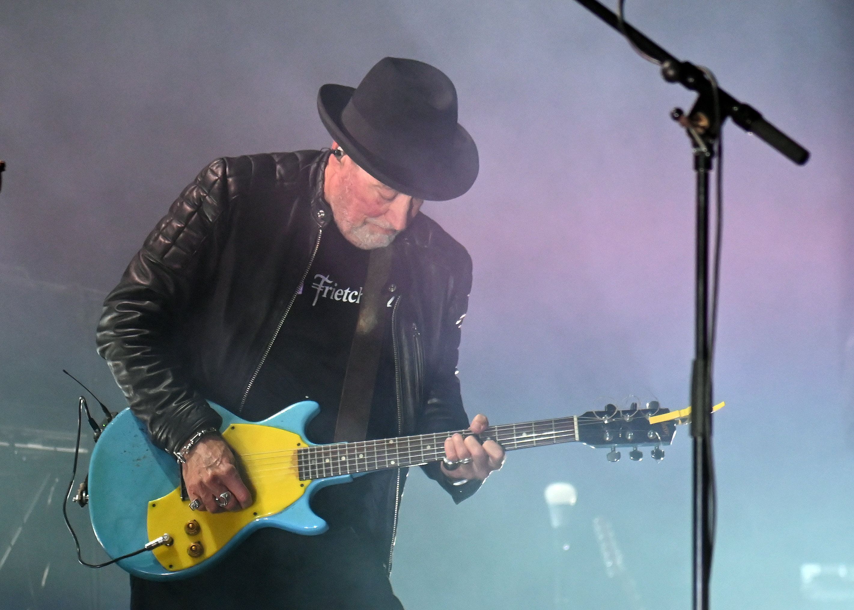 Die britische Rockgruppe Fischer-Z bei ihrem Konzert im Tanzbrunnen.