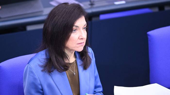 Wirtschaftsministerin Katherina Reiche (CDU) im Bundestag bei der Parlamentsdebatte zur Energieversorgung Deutschlands.