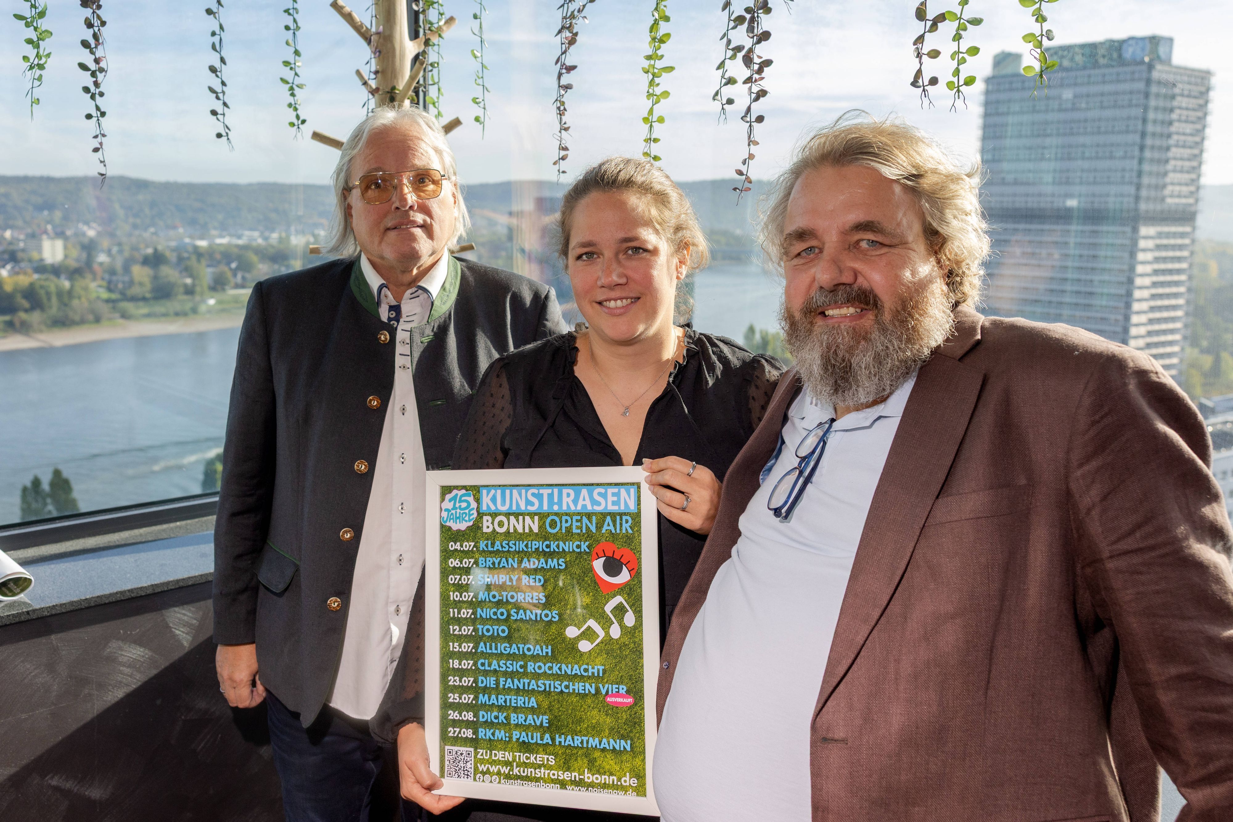 Die KunstRasen-Macher Ernst-Ludwig Hartz, Katrin Wurm und Martin Nötzel stellten das Programm der Open-Air-Saison 2027 in Bonn-Gronau vor.