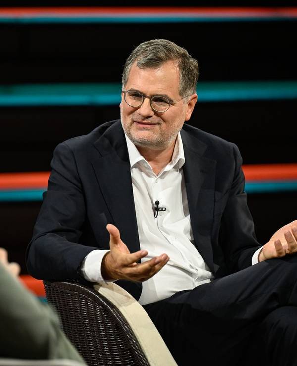 SPD-Politiker Wolfgang Schmidt tat sich am Mittwochabend schwer, die Spitze seiner Partei zu kritisieren. (Bild: ZDF / Markus Hertrich)