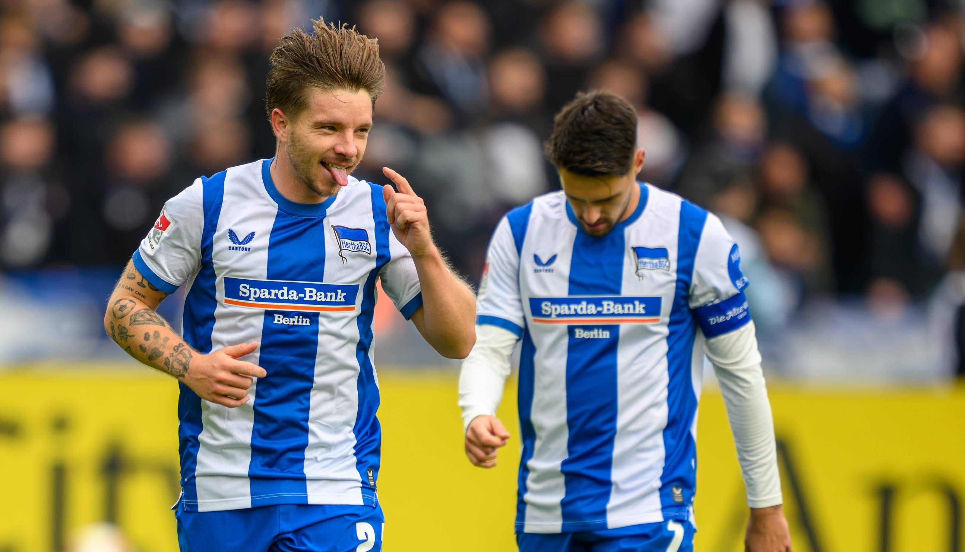 Mads Pedersen bejubelt den Treffer zum 1:0.