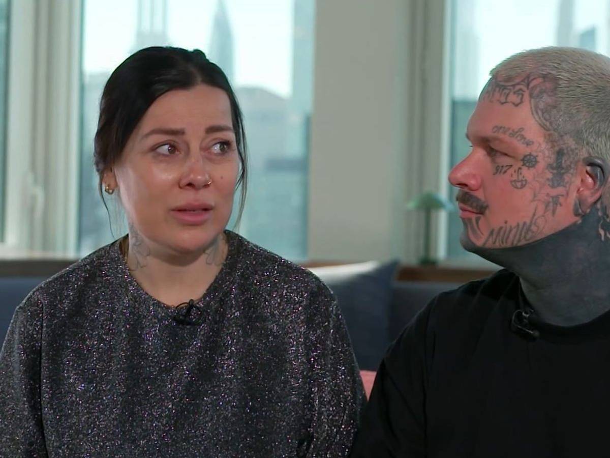 Statt im erträumten Penthouse in einer schicken kleinen Studiowohnung: Enna und Fabian fühlen sich wohl in New York. (Bild: RTL)