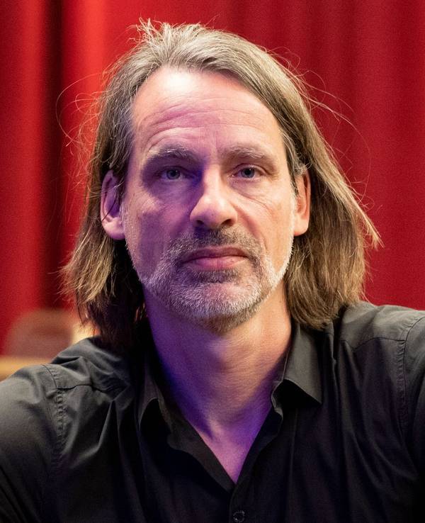 Richard David Precht publizierte zuletzt zum Thema Künstliche Intelligenz. (Bild: 2022 Getty Images/Andreas Rentz)
