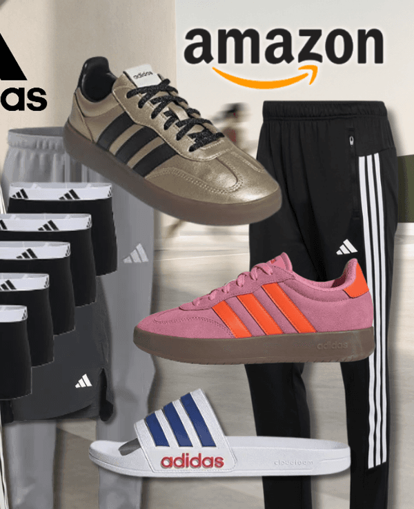 adidas Kleidungsstücke, Sneaker und Schuhe vor einem urbanen Sportplatz in der Abenddämmerung.