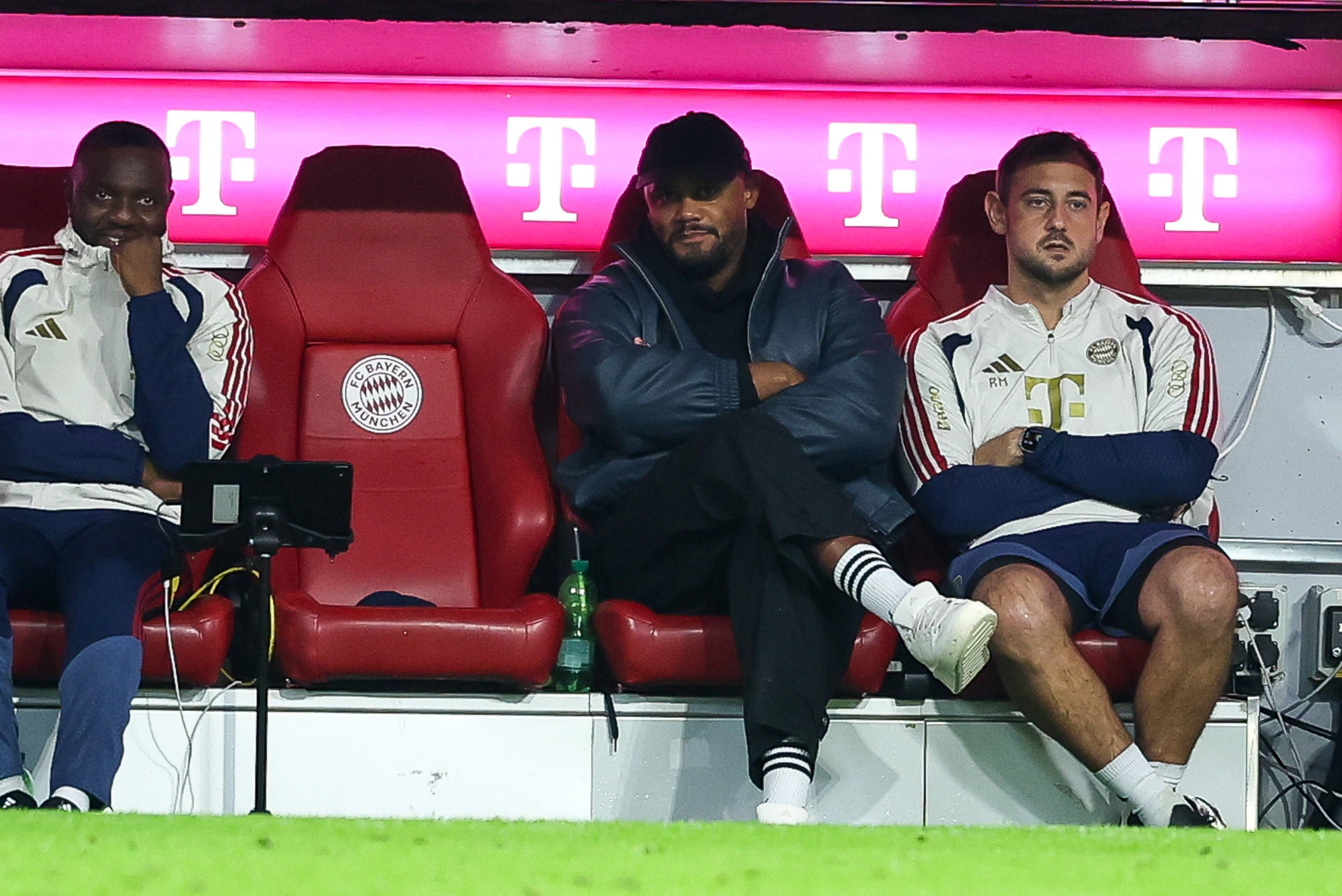 Verließ auch zum Jubeln gegen RB Leipzig nicht die Bayern-Bank: Trainer Vincent Kompany