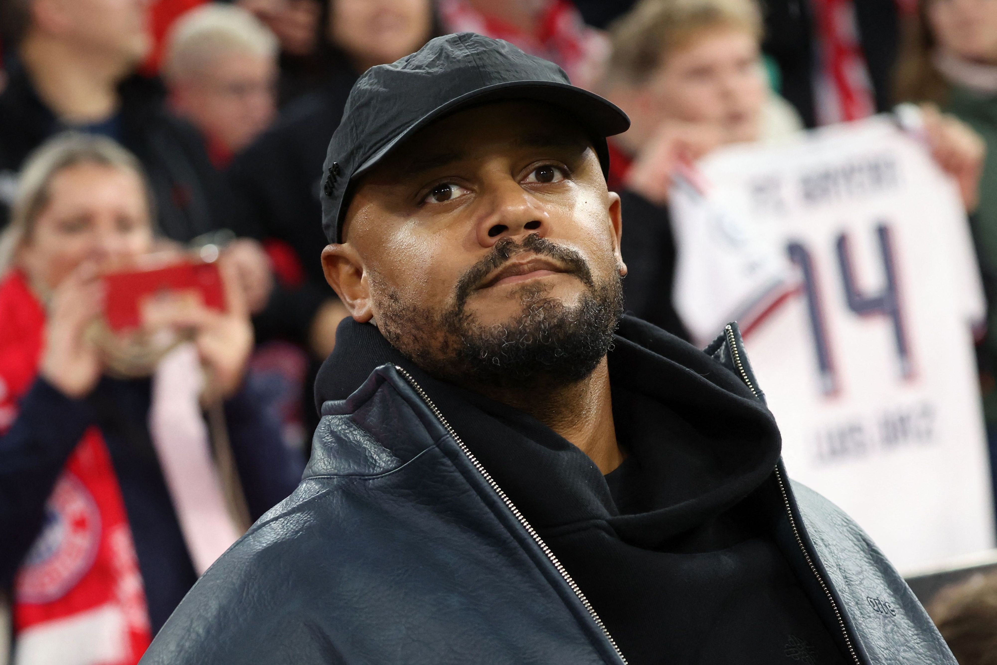 Bayern-Trainer Vincent Kompany beim Spiel gegen RB Leipzig