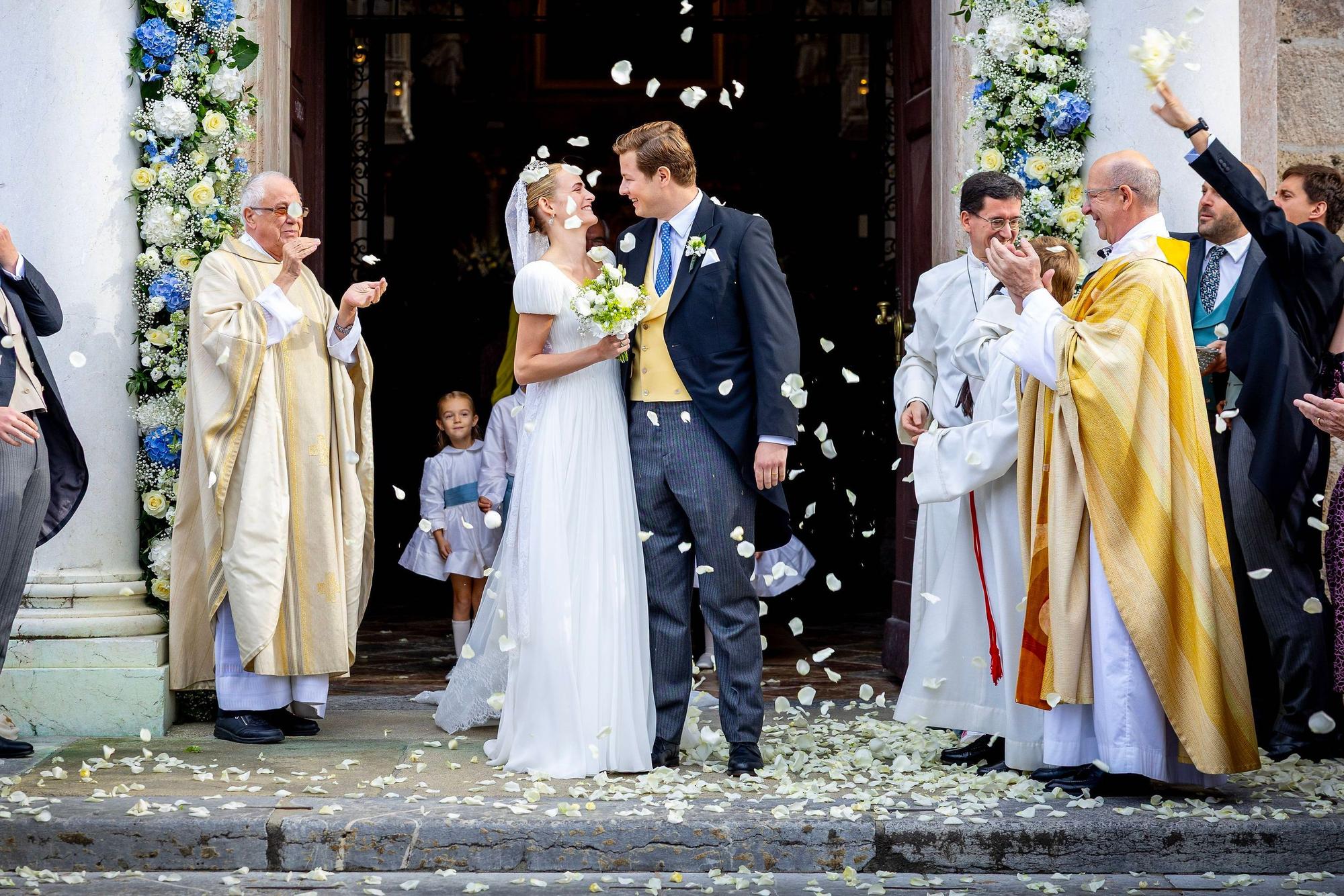 17-10-2026 Germany Wedding of Duchess Pauline of Wurttemberg and Count Constantin zu Konigsegg-Aulendorf in the former monastery church of St. Quirinus in Tegernsee. PUBLICATIONxINxGERxSUIxAUTxONLY Copyright: xPPEx