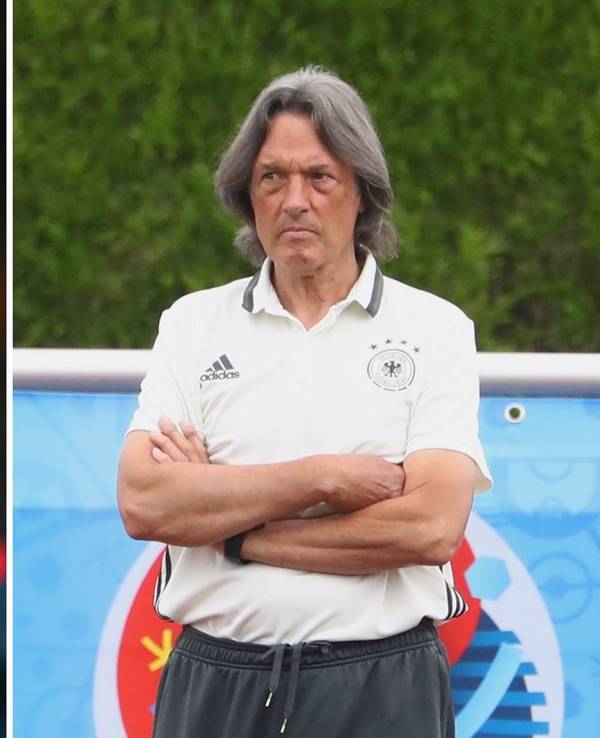 Pep Guardiola (links) und Hans-Wilhelm Müller-Wohlfahrt pflegten beim FC Bayern kein gutes Verhältnis. (Bild: Getty Images / Alexander Hassenstein / Alex Livesey)
