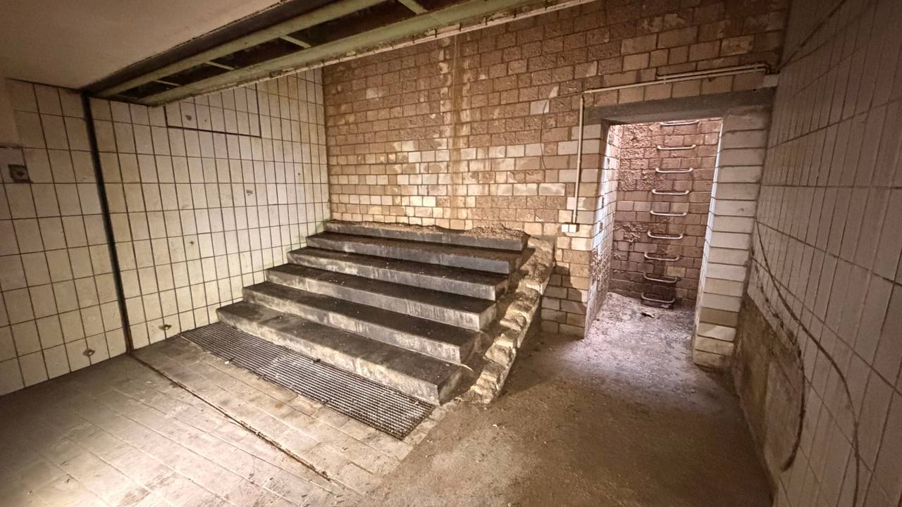 Treppe einer ehemaligen Unterführung