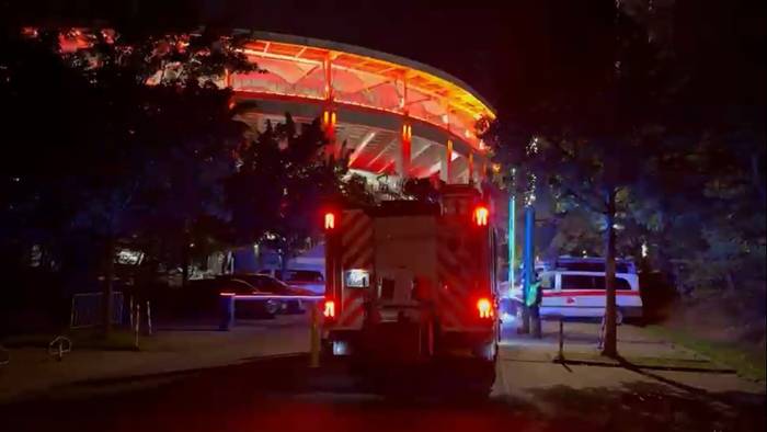 Die Feuerwehr rückte nach dem Spiel im Deutsche Bank Park aus; ein Evakuierungsalarm war plötzlich losgegangen.