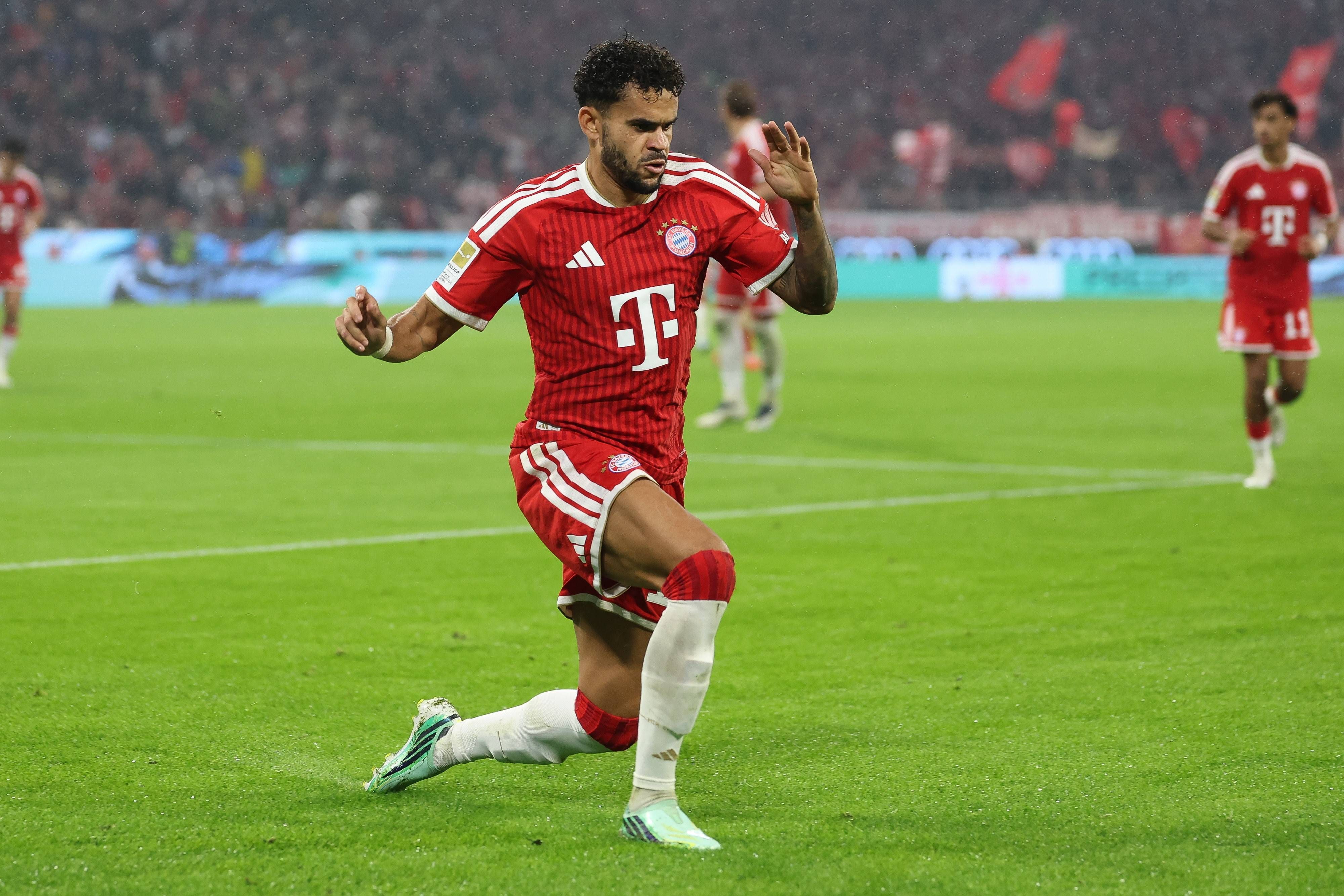 Bayerns Luis Diaz jubelt nach einem Treffer.