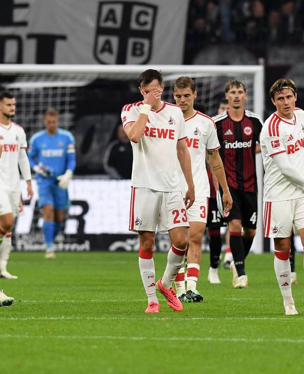 Die FC-Profis sind nach der Niederlage in Frankfurt enttäuscht.