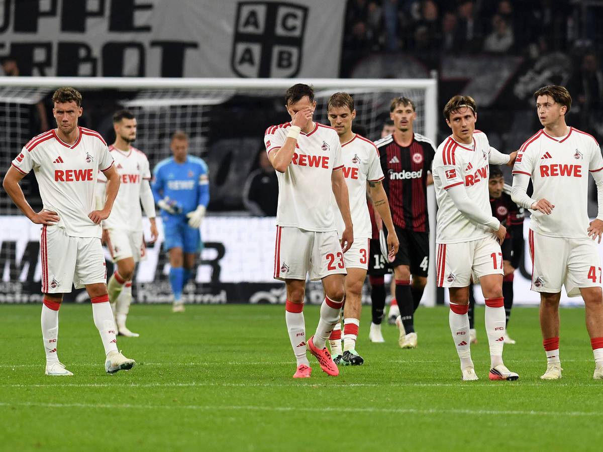 Die FC-Profis sind nach der Niederlage in Frankfurt enttäuscht.