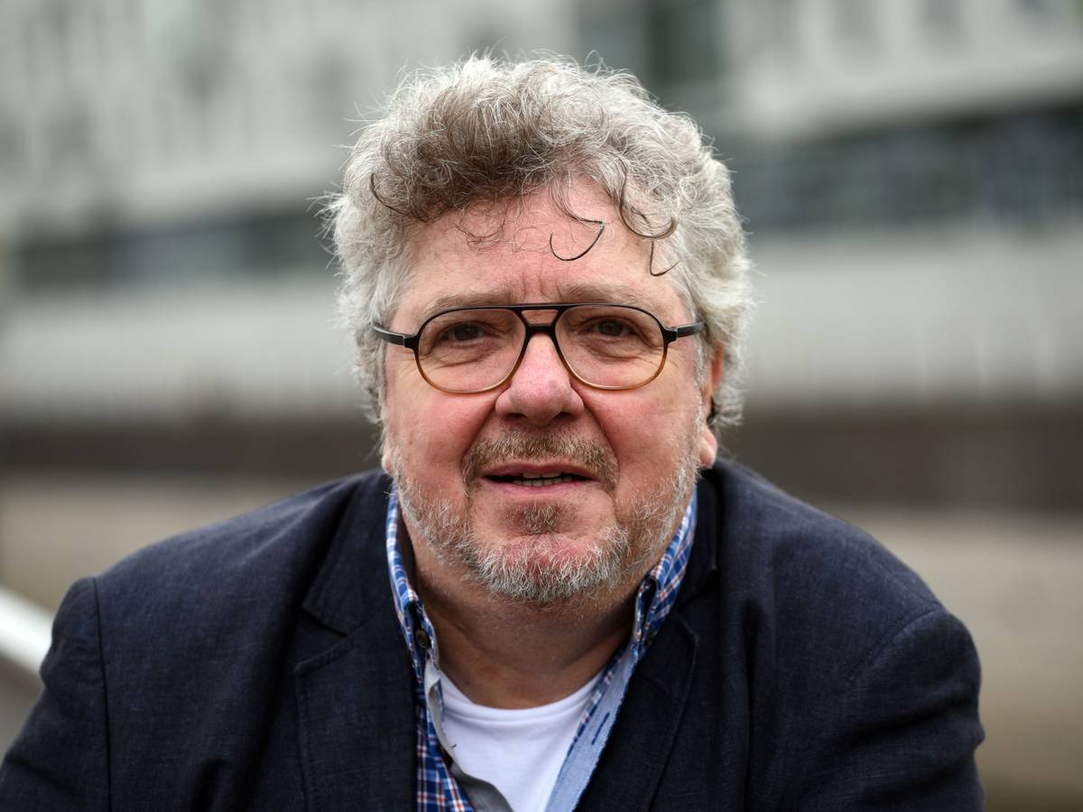 Michael Schanze steht bei einer Veranstaltung in Köln 2016.