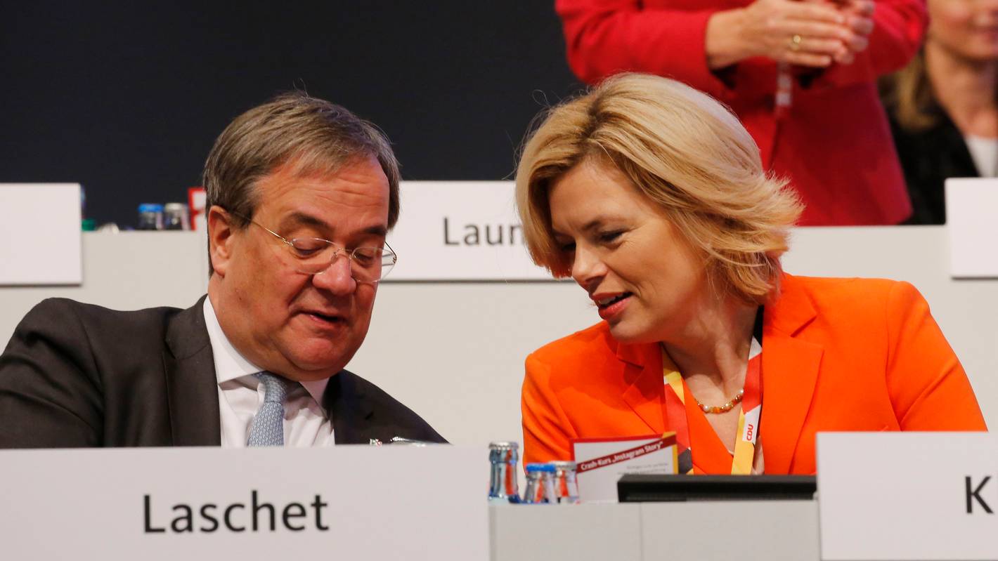 Julia Klöckner und Armin Laschet auf einem Parteitag
