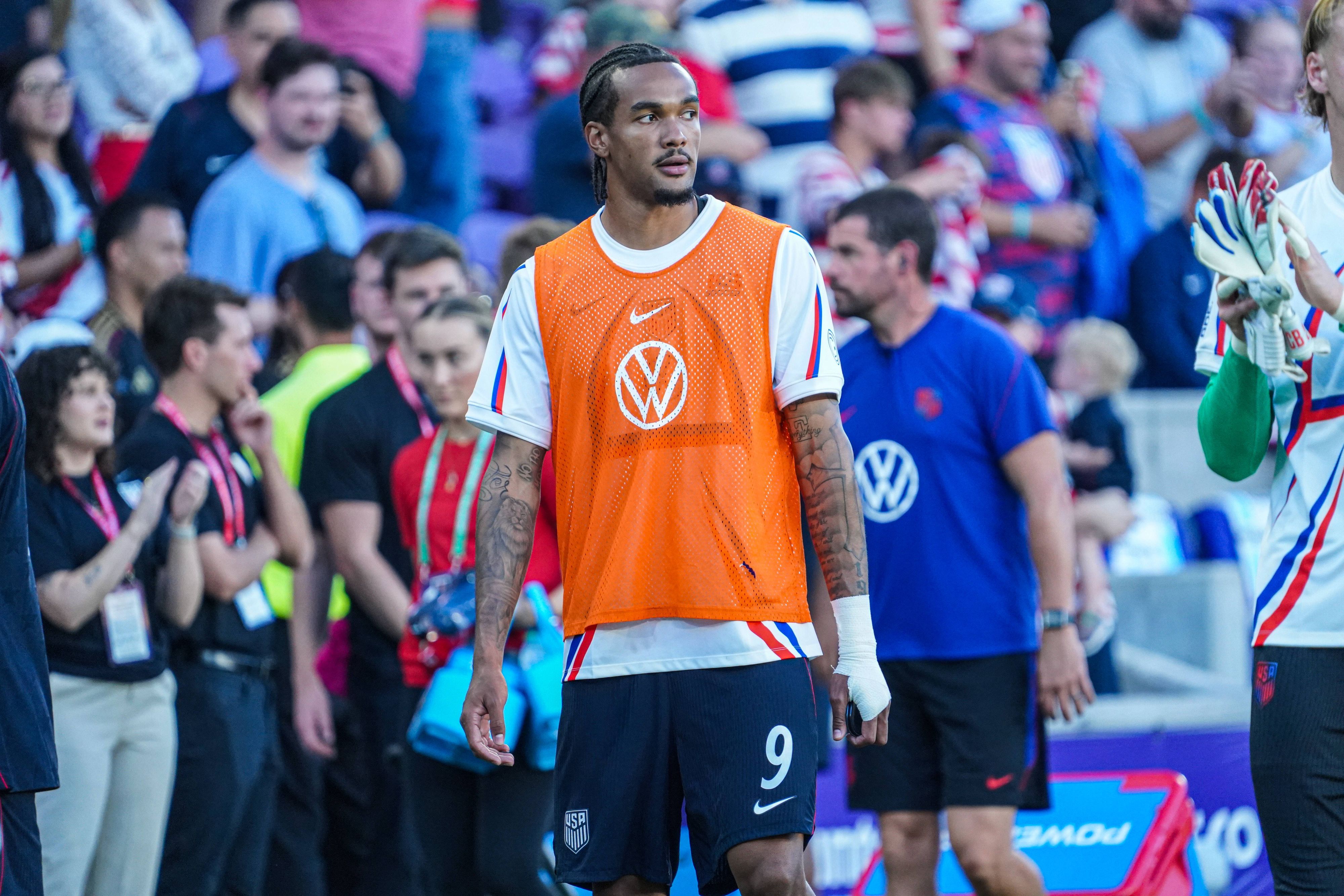 Damion Downs im Ersatzspieler-Leibchen.