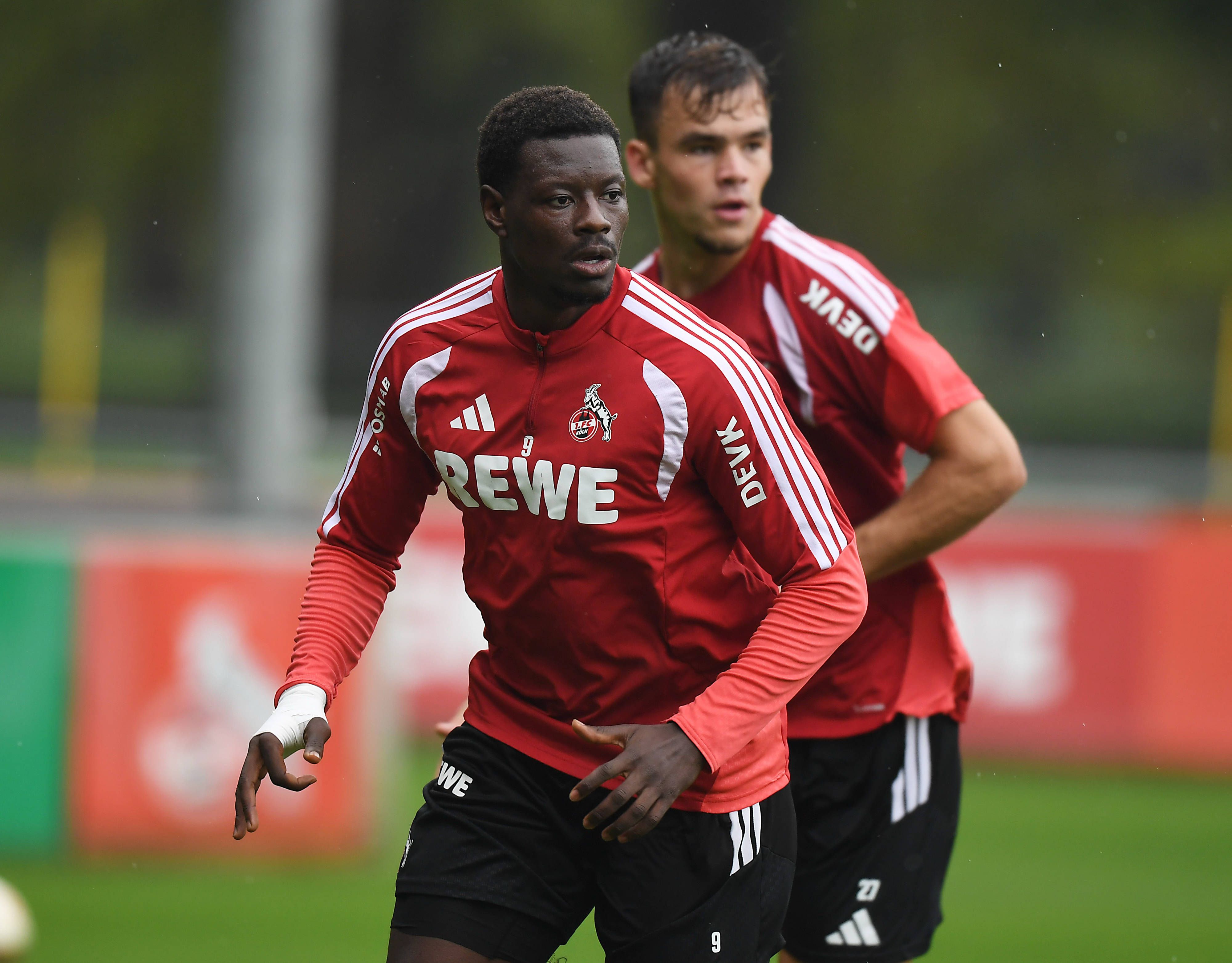 Thijs Dallings und Ragnar Ache im FC-Training.