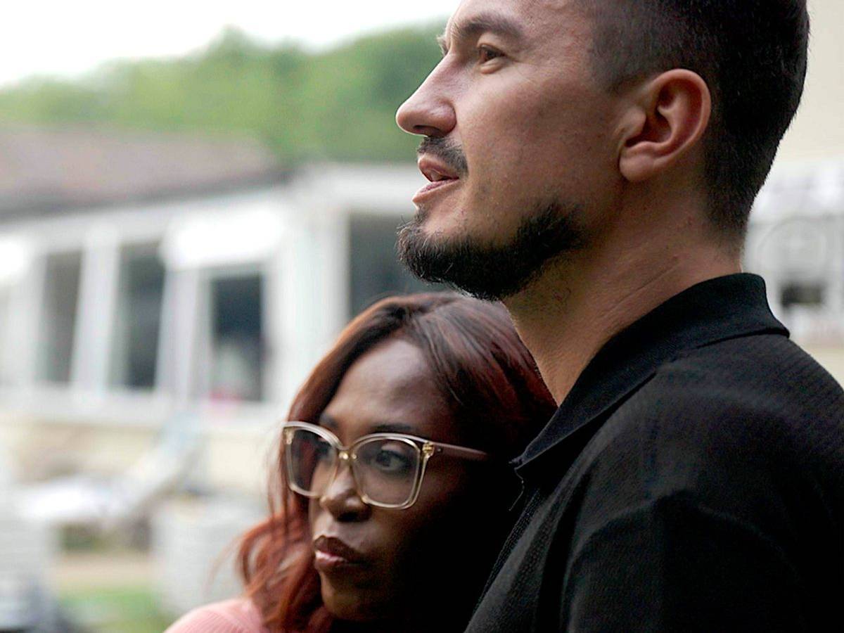 Motsi Mabuse und Ehemann Evgenij Voznyuk: In der ARD-Serie „Motsi & Oti - Meet the Mabuses“ gibt die Familie Einblicke in ihr Leben. (Bild: WDR/ ITV Studios Germany)