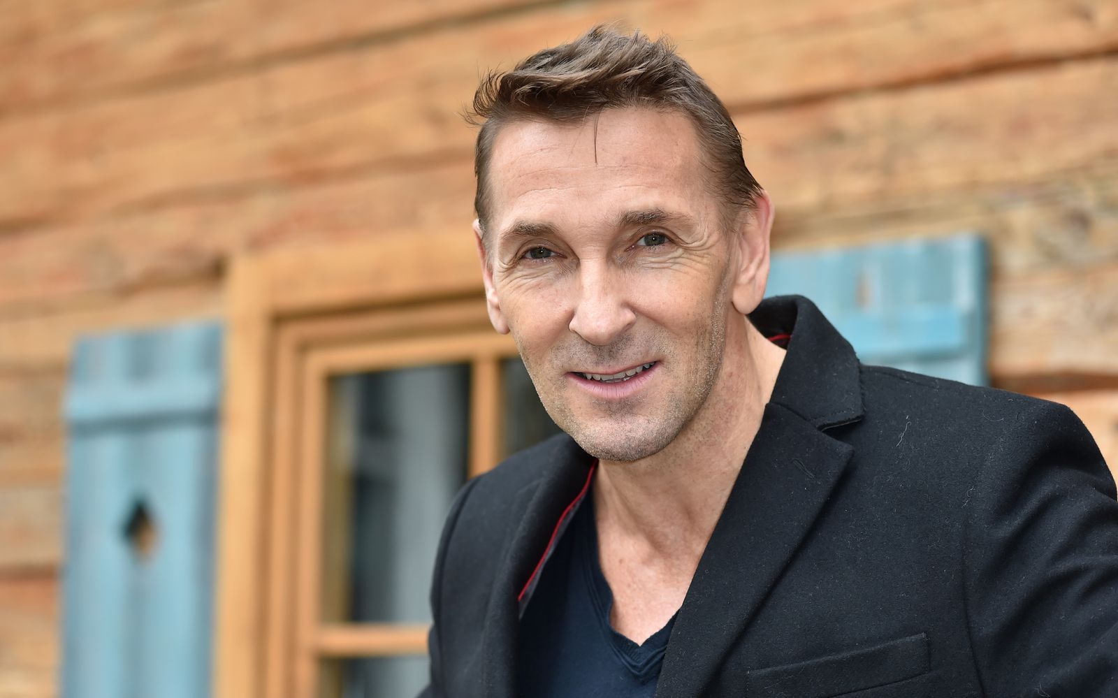 Schauspieler Mark Keller, hier am „Bergdoktor“-Set, hat im Podcast „Frühstück bei Barbara“ über das Altern gesprochen.  (Bild: 2017 Getty Images/Hannes Magerstaedt)