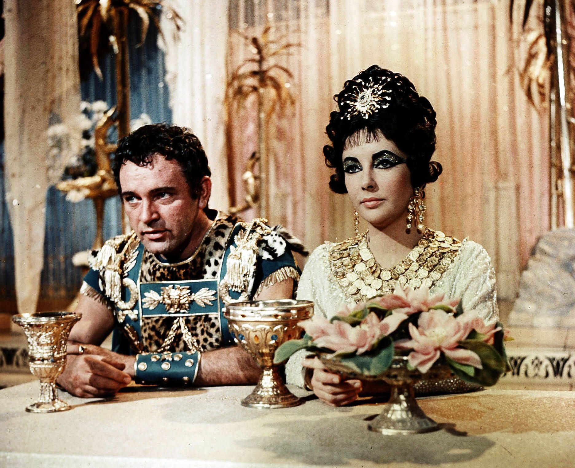 Szene aus "Kleopatra" mit Richard Burton und Liz Taylor 1963
