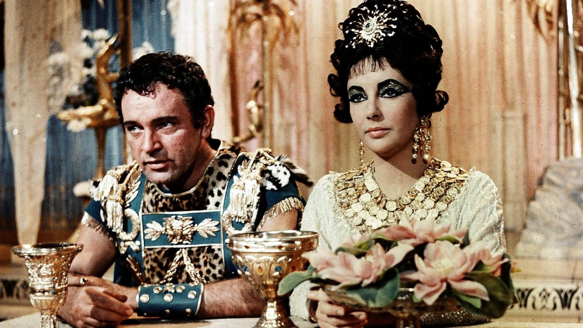 Szene aus "Kleopatra" mit Richard Burton und Liz Taylor 1963