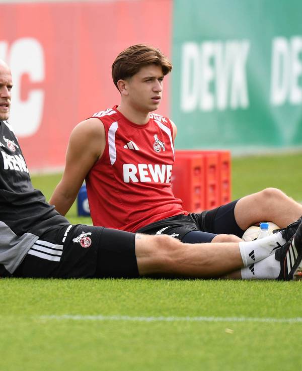 Trainer René Wagner musste im Sommer lange auf seinen Wunschspieler Mikey Moore warten; der Kölner Kader wurde erst spät fertig.