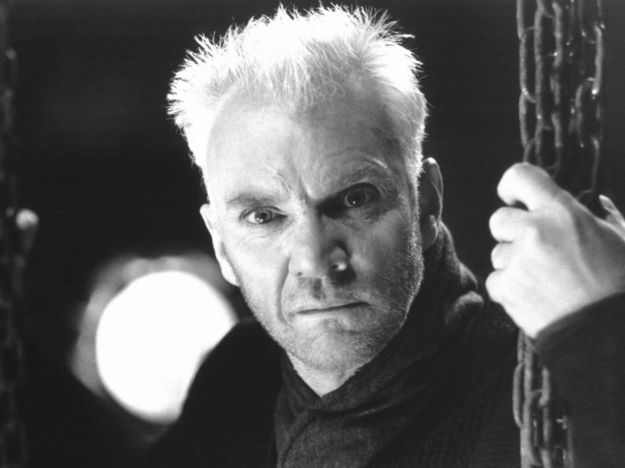 Malcolm McDowell in einem Ausschnitt aus dem Film „Star Trek: Generations“ aus 1994