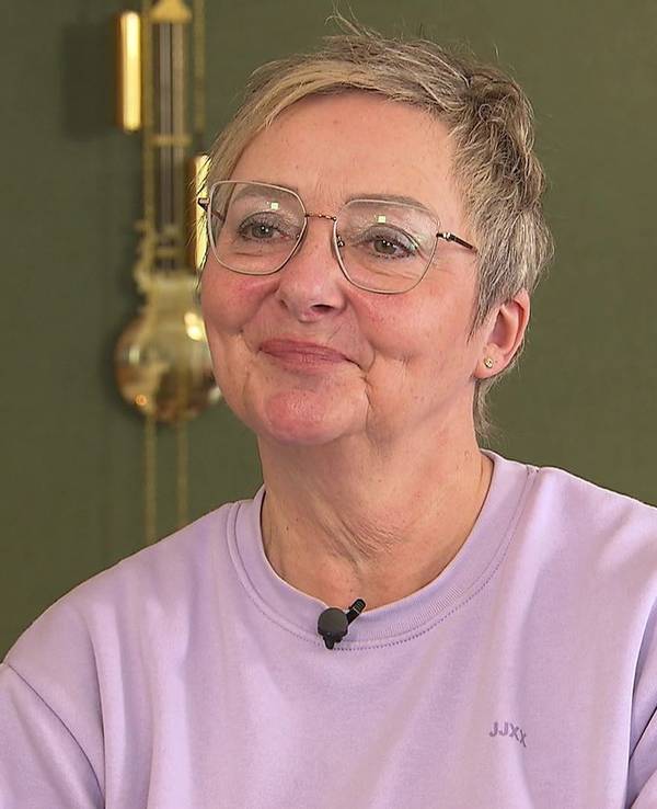 Gastgeberin Hannelore punktet mit ihrer Herzlichkeit. (Bild: RTL)