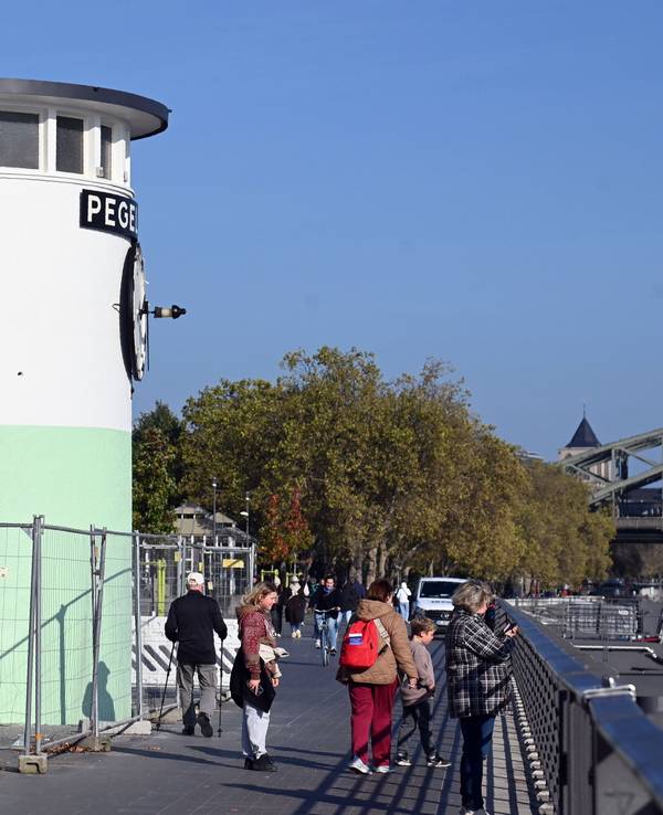 Der Pegel Köln wurde zur Hälfte in Grün gestrichen.