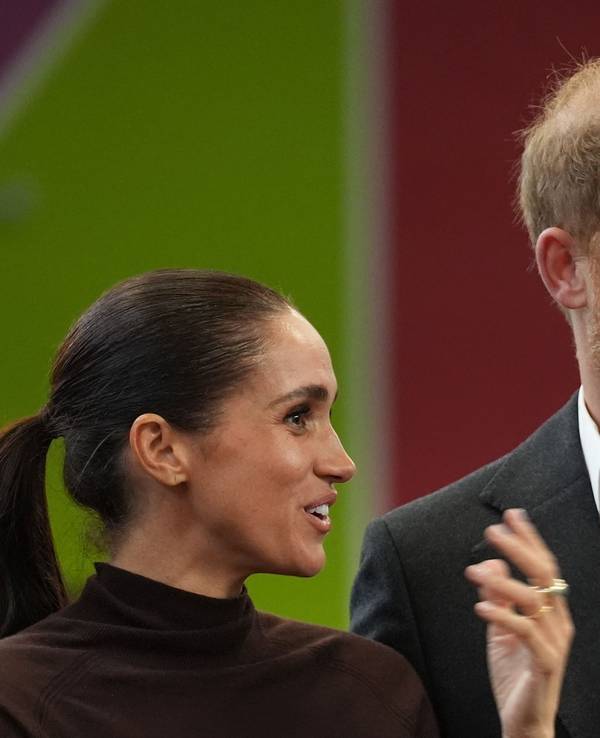 Prinz Harry und seine Frau Herzogin Meghan bei einem Besuch bei Epic Partners in Nottingham.