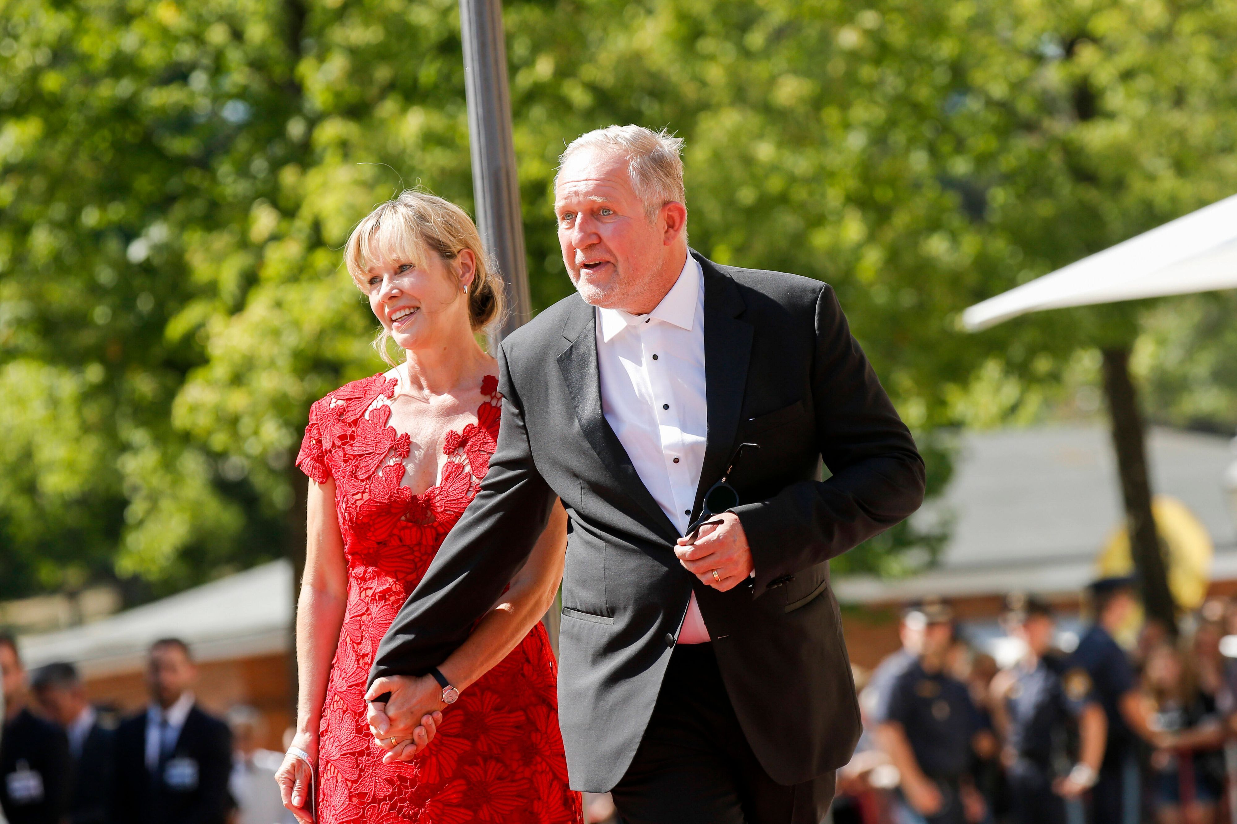 Harald Krassnitzer mit Ann-Kathrin Kramer / Eröffnung der Richard-Wagner-Festspiele 2019 am 25. Juli 2019 im Festspielhaus in Bayreuth.